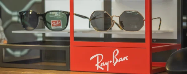 mode-optique-et-adolescence-pourquoi-la-marque-ray-ban-reste-une-reference